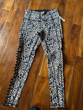 Victoria's Secret Sport Leopard Print Leggings with Blue Accent